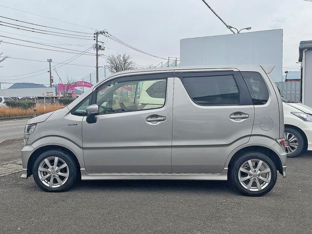 ワゴンＲ ハイブリッドＦＺ　レーンアシスト　衝突被害軽減システム　ＬＥＤヘッドランプ　スマートキー　アイドリングストップ　シートヒーター　パイオニアナビ　フルセグＴＶ　バックカメラ　Ｂｌｕｅｔｏｏｔｈ　ＥＴＣ　ドラレコ（13枚目）