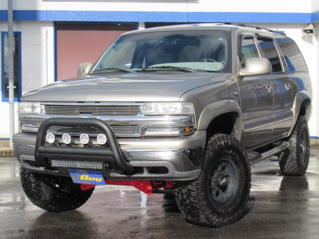 シボレーサバーバン ＬＴ　新車並行車・１ナンバー登録車・フロントバンパーガード・ＬＥＤバー・サイドステップ・サンルーフ・レザーシート・社外１６インチアルミホイール・社外ナビ・リアモニター・バックカメラ・ＥＴＣ（2枚目）