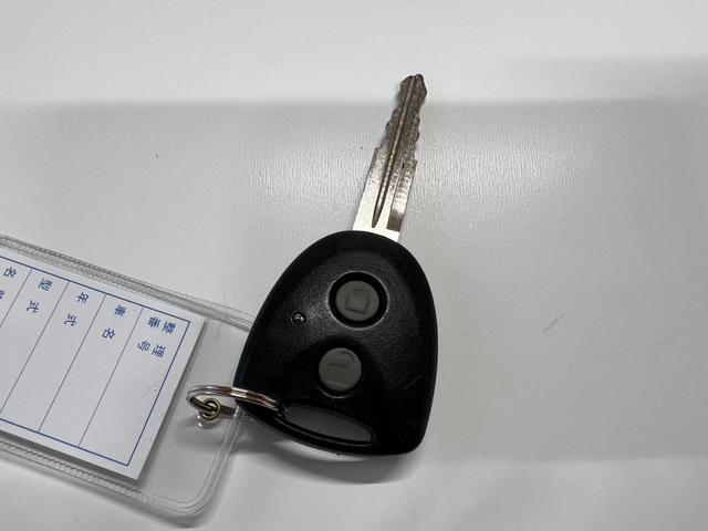 ミラココア ココアX 禁煙車 キーレスキー セキュリティー ダブルエアバック ベンチシート エアコン 安全ボディ インテリキー パワーウインド パワステ ABS付 運転席エアバック CD再生可 ラジオ 電格ミラー(40枚目)