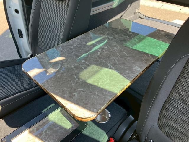 シャラン TSI コンフォートライン 室内ソフトキャンピング仕様(着脱式テーブル・シート背面テーブル加工・24V電源あり)両側電動スライドドア Bカメラ ルーフレール ナビTV ワンオーナー ETC 前後ドラレコ 禁煙車!!(15枚目)