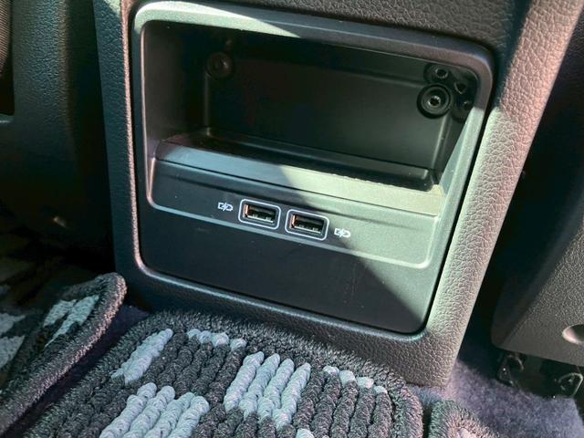 シャラン TSI コンフォートライン 室内ソフトキャンピング仕様(着脱式テーブル・シート背面テーブル加工・24V電源あり)両側電動スライドドア Bカメラ ルーフレール ナビTV ワンオーナー ETC 前後ドラレコ 禁煙車!!(33枚目)