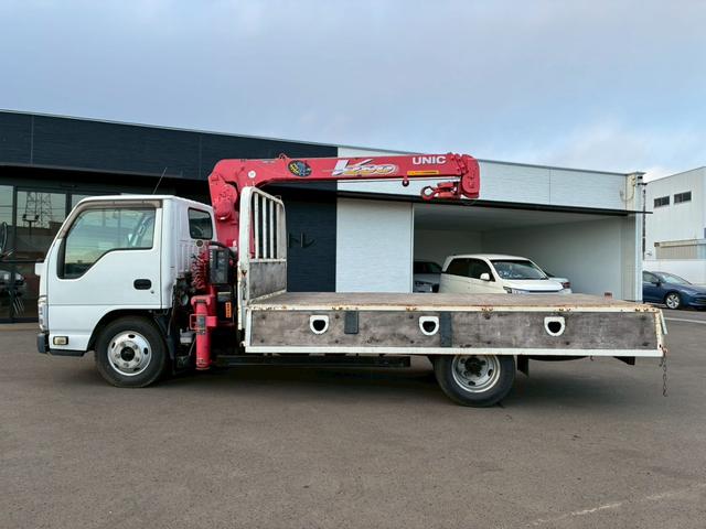 エルフトラック クレーン3段平ボディ!載積2000K!(20枚目)