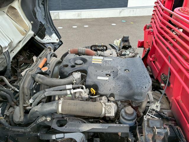 エルフトラック クレーン3段平ボディ!載積2000K!(23枚目)