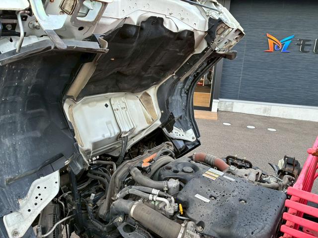 エルフトラック クレーン3段平ボディ!載積2000K!(25枚目)