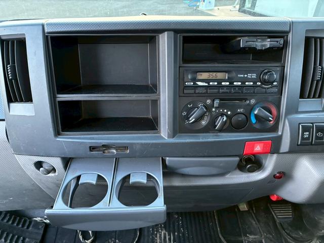 エルフトラック クレーン3段平ボディ!載積2000K!(32枚目)