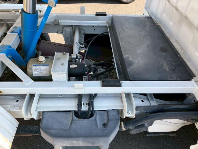 キャリイトラック 頑丈ダンプ　パートタイム４ＷＤ！高低二段切替式（後輪駆動ベース）（12枚目）