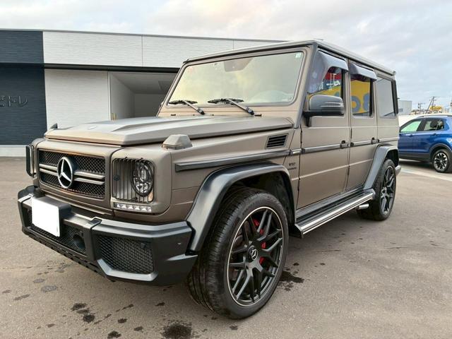 Ｇクラス 　Ｇ６３　ＡＭＧ　３５ｔｈ　国内限定３５台　左ハンドル　サンルーフ　純正ナビ　ＴＶ　２２インチＡＷ　ＥＴＣ　３６０°ドラレコ　バックカメラ　ＧＰＳレーダー（11枚目）