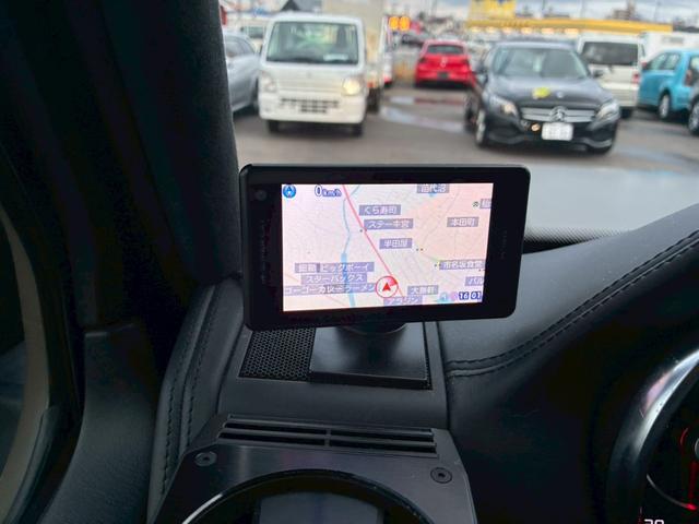 Ｇクラス 　Ｇ６３　ＡＭＧ　３５ｔｈ　国内限定３５台　左ハンドル　サンルーフ　純正ナビ　ＴＶ　２２インチＡＷ　ＥＴＣ　３６０°ドラレコ　バックカメラ　ＧＰＳレーダー（44枚目）