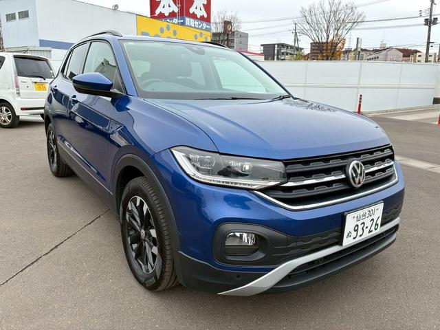 Ｔ－クロス ＴＳＩ　１ｓｔ　純正ナビ　ＴＶ　バックカメラ　ＥＴＣ　レーダークルーズコントロール　ブラインドスポットモニター（3枚目）