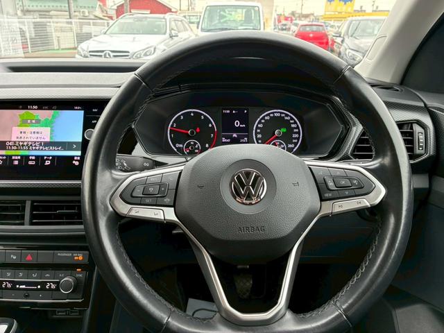 Ｔ－クロス ＴＳＩ　１ｓｔ　純正ナビ　ＴＶ　バックカメラ　ＥＴＣ　レーダークルーズコントロール　ブラインドスポットモニター（21枚目）