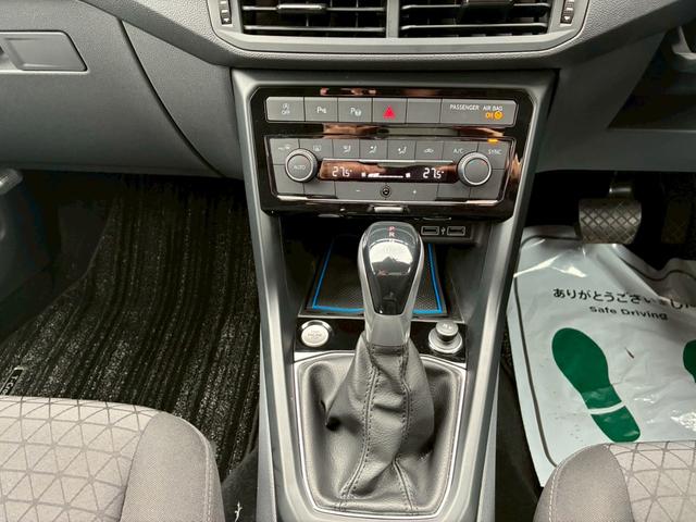 Ｔ－クロス ＴＳＩ　１ｓｔ　純正ナビ　ＴＶ　バックカメラ　ＥＴＣ　レーダークルーズコントロール　ブラインドスポットモニター（26枚目）