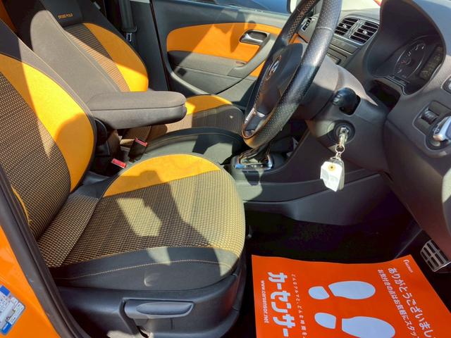 ポロ クロスポロ オレンジ! 社外ナビ・テレビ・ETC・ドライブレコーダー付き。スタッドレスアルミセット4本付き。車検付き。(11枚目)