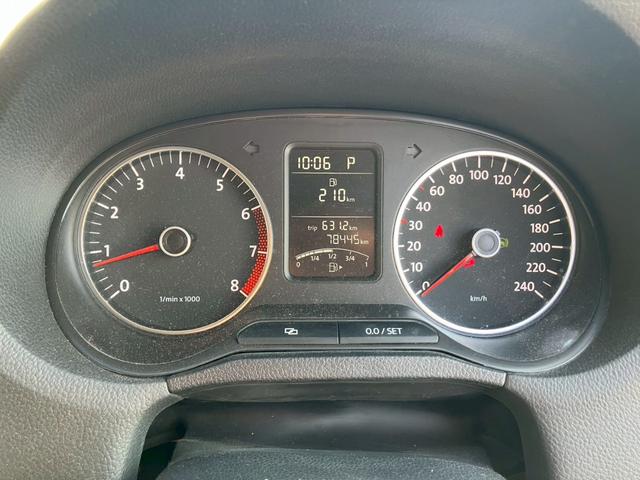 ポロ クロスポロ オレンジ! 社外ナビ・テレビ・ETC・ドライブレコーダー付き。スタッドレスアルミセット4本付き。車検付き。(26枚目)