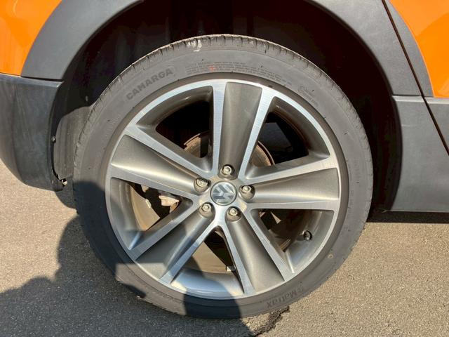 ポロ クロスポロ オレンジ! 社外ナビ・テレビ・ETC・ドライブレコーダー付き。スタッドレスアルミセット4本付き。車検付き。(34枚目)