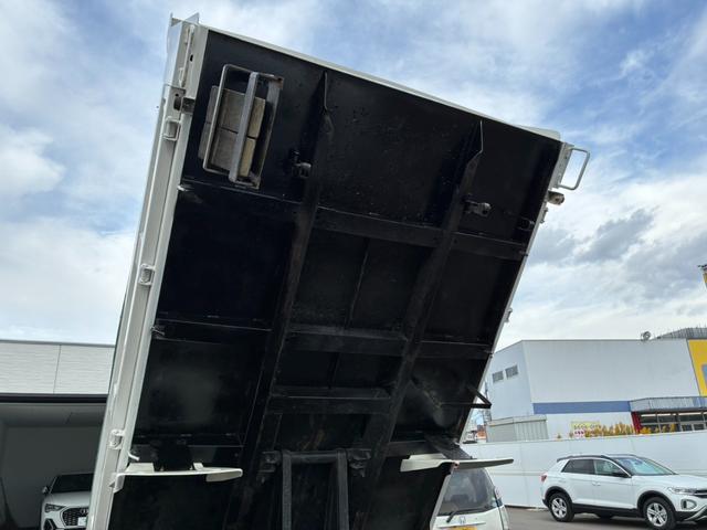 エルフトラック 強化ダンプ 強化ダンプ フルフラットロー 載積2000k ディーゼル3000cc 走行距離89951km 5MT エアコン パワステ パワーウインドー(14枚目)