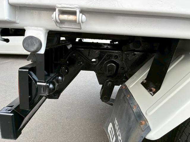 エルフトラック 強化ダンプ 強化ダンプ フルフラットロー 載積2000k ディーゼル3000cc 走行距離89951km 5MT エアコン パワステ パワーウインドー(25枚目)