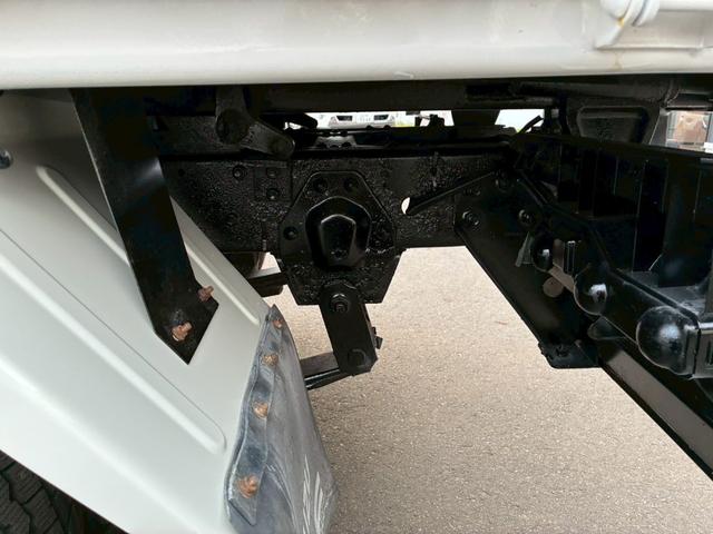 エルフトラック 強化ダンプ 強化ダンプ フルフラットロー 載積2000k ディーゼル3000cc 走行距離89951km 5MT エアコン パワステ パワーウインドー(28枚目)