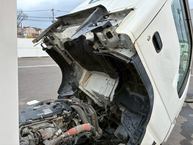 エルフトラック 強化ダンプ 強化ダンプ フルフラットロー 載積2000k ディーゼル3000cc 走行距離89951km 5MT エアコン パワステ パワーウインドー(32枚目)