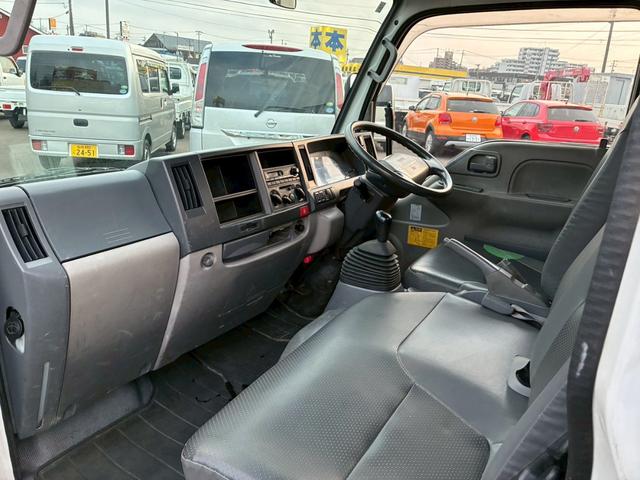 エルフトラック 強化ダンプ 強化ダンプ フルフラットロー 載積2000k ディーゼル3000cc 走行距離89951km 5MT エアコン パワステ パワーウインドー(39枚目)