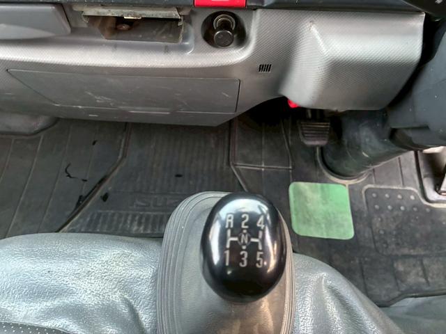 エルフトラック 強化ダンプ 強化ダンプ フルフラットロー 載積2000k ディーゼル3000cc 走行距離89951km 5MT エアコン パワステ パワーウインドー(42枚目)