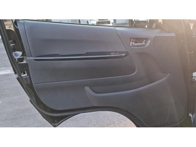 ハイエースバン スーパーＧＬ　ダークプライム　登録済未使用車　ダークプライムＳ　ブラックルーフ　ＯＰＡＷ　寒冷地仕様　ＲＦＯＧ　ＰＶＭ　デジタルインナーミラー　モデリスタエアロＫＩＴＶｅｒ１　モデリスタラゲッジＬＥＤ、ＬＥＤカーゴライト（32枚目）