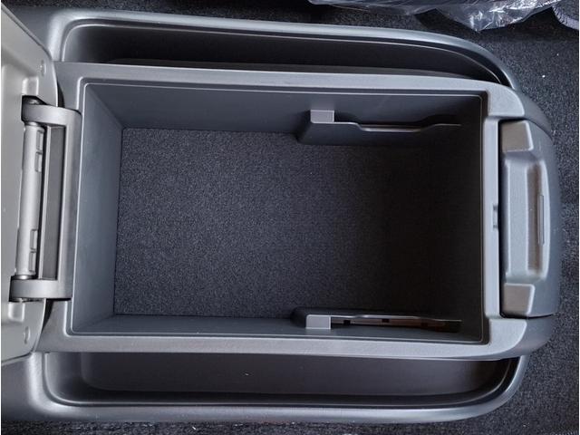 ハイエースバン スーパーＧＬ　ダークプライム　登録済未使用車　ダークプライムＳ　ブラックルーフ　ＯＰＡＷ　寒冷地仕様　ＲＦＯＧ　ＰＶＭ　デジタルインナーミラー　モデリスタエアロＫＩＴＶｅｒ１　モデリスタラゲッジＬＥＤ、ＬＥＤカーゴライト（36枚目）