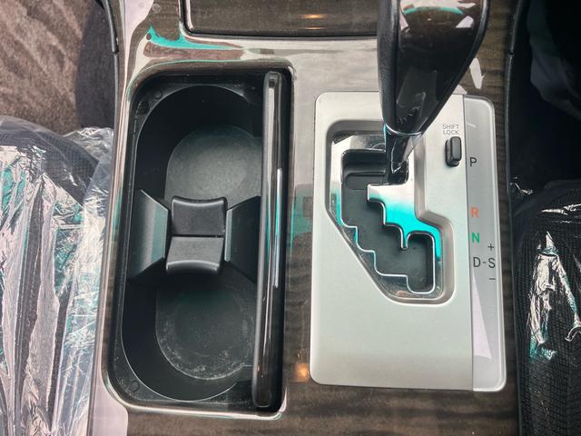 クラウンマジェスタ Ｃタイプｉ－Ｆｏｕｒ　４ＷＤ　ナビ　電動格納ミラー　ＡＢＳ　ＥＴＣ　Ｂカメラ　盗難防止システム　パワーシート　スマートキー　シートヒーター　Ｗエアバック　オートクルーズコントロール　キーレス　ドラレコ　ワンオーナー　ＥＳＣ（28枚目）