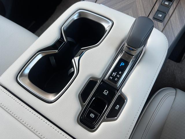 ＬＭ ＬＭ５００ｈ　エグゼクティブ　ＬＭ５００ｈ　エグゼクティブ（４名）　モデリスタエアロ　１オーナー　マークレビンソン　４８インチリヤエンターテイメント　ユニバーサルステップ　調光機能付きパーティション　デジタルインナーミラー（23枚目）