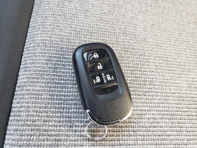 Ｎ－ＢＯＸ ベースグレード　コンフォートＰＧ　禁煙車　走行１２千Ｋｍ台　車検Ｒ９／２　両側電動スライドドア　ＥＴＣ　バックカメラ　フルセグナビ　クリアランスソナー　オートクルコン　衝突被害軽減システム　ＬＥＤライト　スマートキー（27枚目）