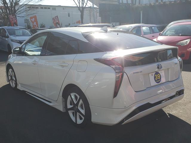 プリウス Ａツーリングセレクション　禁煙車　モデリスタエアロ　９型フルセグナビ　クールグレーレザーシート　ＥＴＣ　クリアランスソナー　レーンアシスト　　パークアシスト　衝突被害軽減システム　バックカメラ　オートハイビーム　オートライト（17枚目）