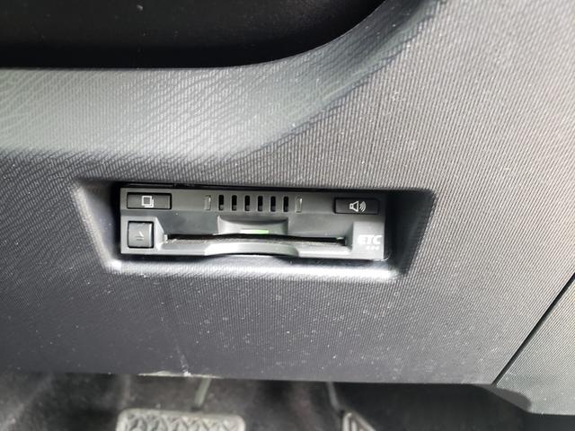 アクア クロスオーバー　ワンオーナー　禁煙車　検Ｒ９／８　ＥＴＣ　バックカメラ　ナビ　ＴＶ　レーンアシスト　衝突被害軽減システム　オートライト　オートハイビーム　ＬＥＤライト　Ｂｌｕｅｔｏｏｔｈ　スマートキー　シートヒーター（6枚目）