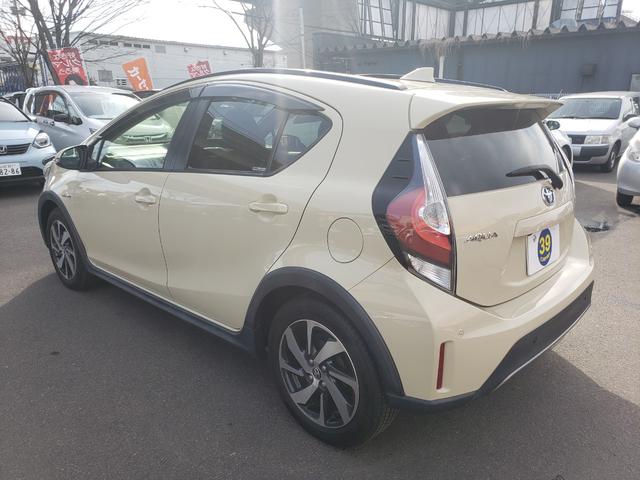 アクア クロスオーバー　ワンオーナー　禁煙車　検Ｒ９／８　ＥＴＣ　バックカメラ　ナビ　ＴＶ　レーンアシスト　衝突被害軽減システム　オートライト　オートハイビーム　ＬＥＤライト　Ｂｌｕｅｔｏｏｔｈ　スマートキー　シートヒーター（14枚目）