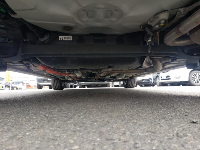 アクア クロスオーバー　ワンオーナー　禁煙車　検Ｒ９／８　ＥＴＣ　バックカメラ　ナビ　ＴＶ　レーンアシスト　衝突被害軽減システム　オートライト　オートハイビーム　ＬＥＤライト　Ｂｌｕｅｔｏｏｔｈ　スマートキー　シートヒーター（16枚目）