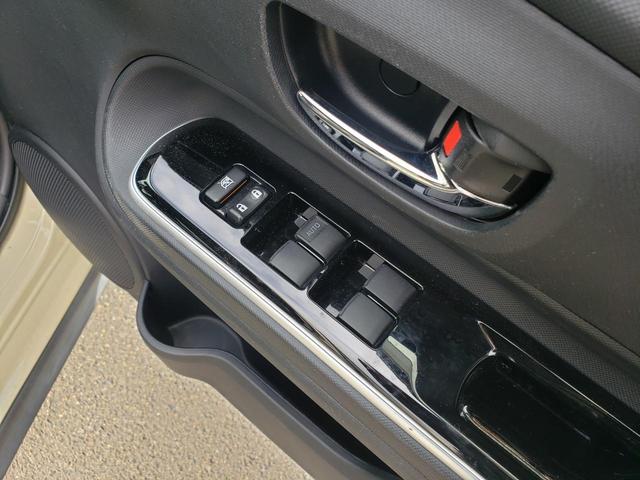 アクア クロスオーバー　ワンオーナー　禁煙車　検Ｒ９／８　ＥＴＣ　バックカメラ　ナビ　ＴＶ　レーンアシスト　衝突被害軽減システム　オートライト　オートハイビーム　ＬＥＤライト　Ｂｌｕｅｔｏｏｔｈ　スマートキー　シートヒーター（32枚目）