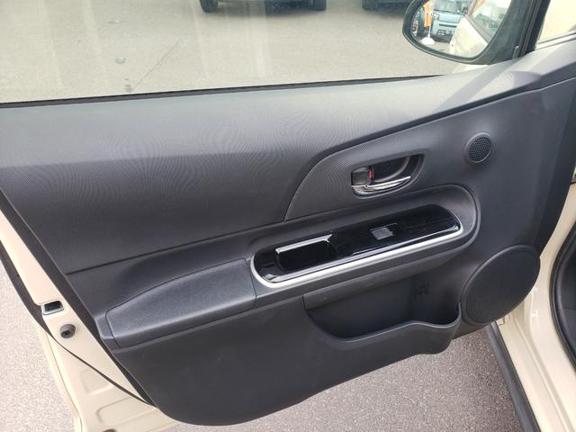 アクア クロスオーバー　ワンオーナー　禁煙車　検Ｒ９／８　ＥＴＣ　バックカメラ　ナビ　ＴＶ　レーンアシスト　衝突被害軽減システム　オートライト　オートハイビーム　ＬＥＤライト　Ｂｌｕｅｔｏｏｔｈ　スマートキー　シートヒーター（43枚目）