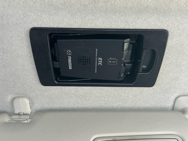 プレマシー ２０Ｓ　関東仕入れ　パワースライドドア　スマートキー　フルセグＴＶ　バックカメラ　ＥＴＣ　ＨＩＤヘッドライト　Ｆフォグランプ　純正１６インチＡＷ　タイミングチェーン（21枚目）