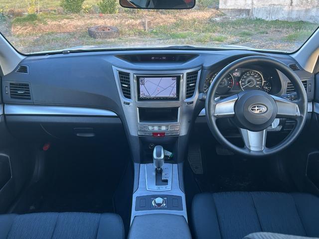 レガシィＢ４ ２．５ｉ　４ＷＤ　Ｂｌｕｅｔｏｏｔｈオーディオ　フルセグＴＶ　社外１７インチアルミホイール　キーレスエントリー　電動格納ミラー　フォグランプ（6枚目）