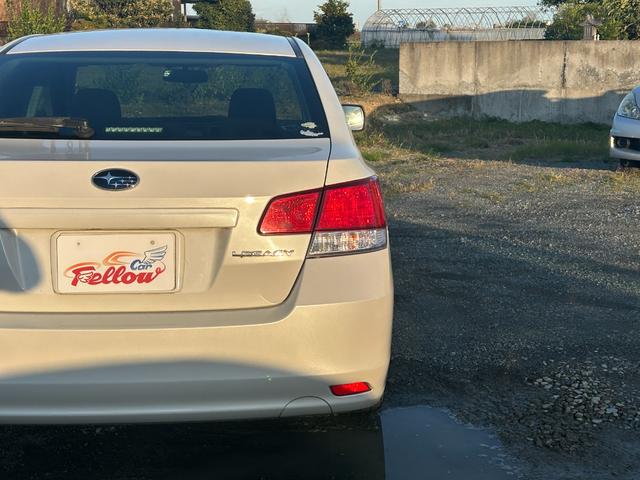 レガシィＢ４ ２．５ｉ　４ＷＤ　Ｂｌｕｅｔｏｏｔｈオーディオ　フルセグＴＶ　社外１７インチアルミホイール　キーレスエントリー　電動格納ミラー　フォグランプ（13枚目）