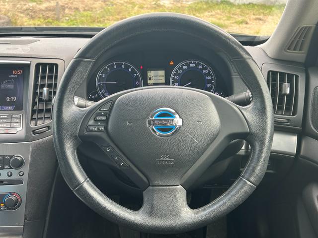 スカイライン 250GT 関東仕入れ 社外マフラー Bluetoothオーディオ フルセグTV バックカメラ ETC スマートキー プッシュスタート 電動シート ハーフレザー フォグランプ 16インチAW タイミングチェーン(18枚目)