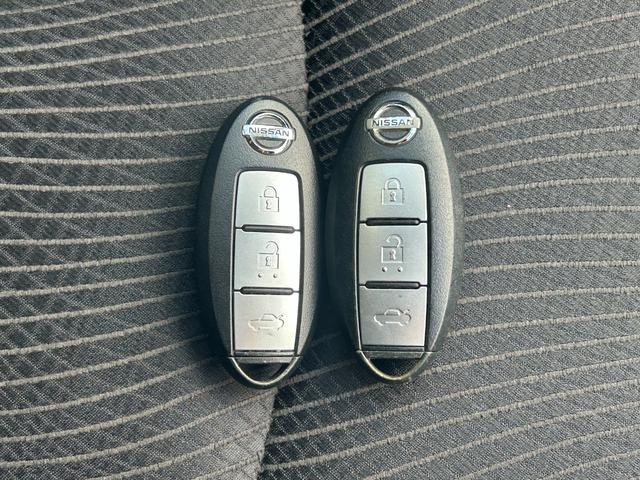 スカイライン 250GT 関東仕入れ 社外マフラー Bluetoothオーディオ フルセグTV バックカメラ ETC スマートキー プッシュスタート 電動シート ハーフレザー フォグランプ 16インチAW タイミングチェーン(27枚目)