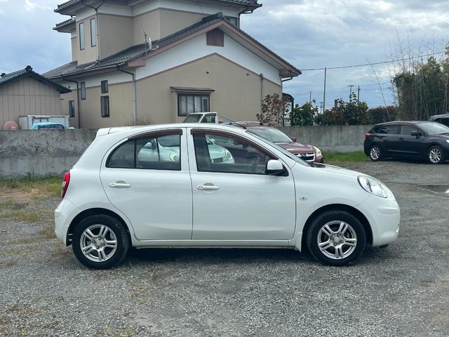 マーチ １２Ｘ　ナビ対応可　スマートキー　プッシュスタート　電動格納ミラー　パワーウィンドウ　ヘッドライトレベライザー　社外１４インチアルミホイール　タイミングチェーン（10枚目）