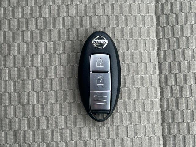 マーチ １２Ｘ　ナビ対応可　スマートキー　プッシュスタート　電動格納ミラー　パワーウィンドウ　ヘッドライトレベライザー　社外１４インチアルミホイール　タイミングチェーン（24枚目）