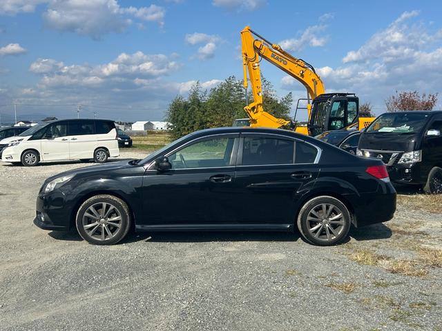 レガシィB4 2.5i BスポーツアイサイトGパッケージ 後期モデル タイミングチェーン Bluetoothオーディオ フルセグTV バックカメラ ETC レーダークルコン ハーフレザーシート パワーシート スマートキー プッシュスタート 純正17インチAW(12枚目)