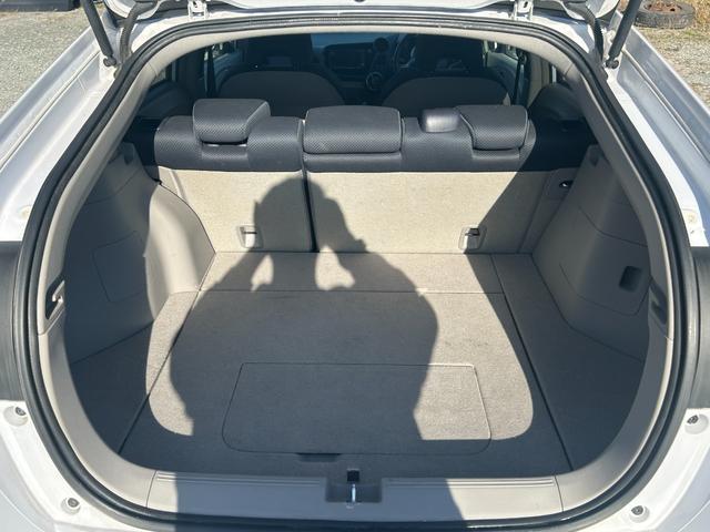 インサイト Ｇ　ハイブリッド　地デジＴＶ　バックカメラ　ＥＴＣ　電動格納ミラー　ＨＩＤヘッドライト　タイミングチェーン（22枚目）