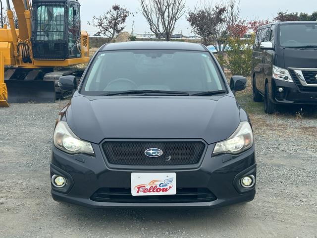 インプレッサＧ４ ２．０ｉ－Ｓアイサイト　レカロシート　ＳＴＩマフラー　レーダークルーズコントロール　Ｂｌｕｅｔｏｏｔｈオーディオ　フルセグＴＶ　バックカメラ　ＥＴＣ　サブウーファー　レザーシート　純正１７インチＡＷ　タイミングチェーン（10枚目）