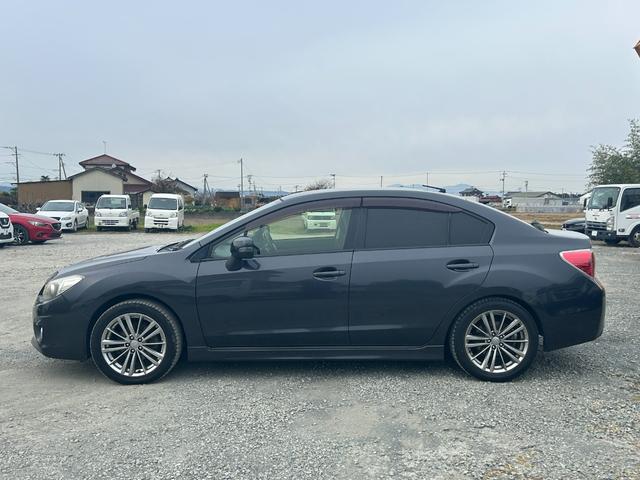 インプレッサＧ４ ２．０ｉ－Ｓアイサイト　レカロシート　ＳＴＩマフラー　レーダークルーズコントロール　Ｂｌｕｅｔｏｏｔｈオーディオ　フルセグＴＶ　バックカメラ　ＥＴＣ　サブウーファー　レザーシート　純正１７インチＡＷ　タイミングチェーン（14枚目）