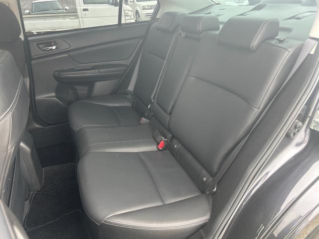 インプレッサＧ４ ２．０ｉ－Ｓアイサイト　レカロシート　ＳＴＩマフラー　レーダークルーズコントロール　Ｂｌｕｅｔｏｏｔｈオーディオ　フルセグＴＶ　バックカメラ　ＥＴＣ　サブウーファー　レザーシート　純正１７インチＡＷ　タイミングチェーン（26枚目）