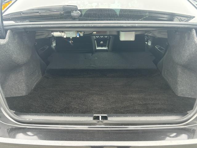 インプレッサＧ４ ２．０ｉ－Ｓアイサイト　レカロシート　ＳＴＩマフラー　レーダークルーズコントロール　Ｂｌｕｅｔｏｏｔｈオーディオ　フルセグＴＶ　バックカメラ　ＥＴＣ　サブウーファー　レザーシート　純正１７インチＡＷ　タイミングチェーン（28枚目）