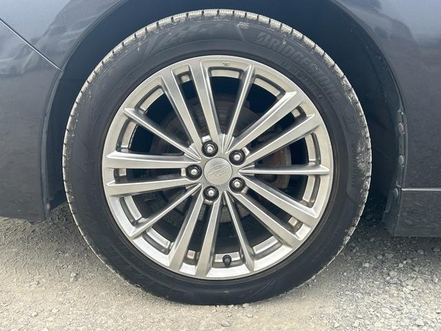 インプレッサＧ４ ２．０ｉ－Ｓアイサイト　レカロシート　ＳＴＩマフラー　レーダークルーズコントロール　Ｂｌｕｅｔｏｏｔｈオーディオ　フルセグＴＶ　バックカメラ　ＥＴＣ　サブウーファー　レザーシート　純正１７インチＡＷ　タイミングチェーン（29枚目）