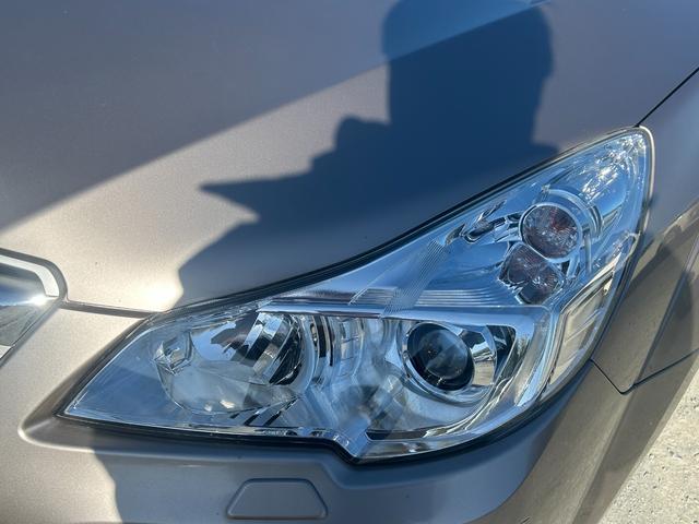 レガシィアウトバック ２．５ｉアイサイト　後期モデル　タイミングチェーン　レーダークルーＡＷズ　Ｂｌｕｅｔｏｏｔｈオーディオ　フルセグＴＶ　バックカメラ　ＥＴＣ　スマートキー　プッシュスタート　パワーシート　ＨＩＤ　社外１７インチＡＷ（9枚目）